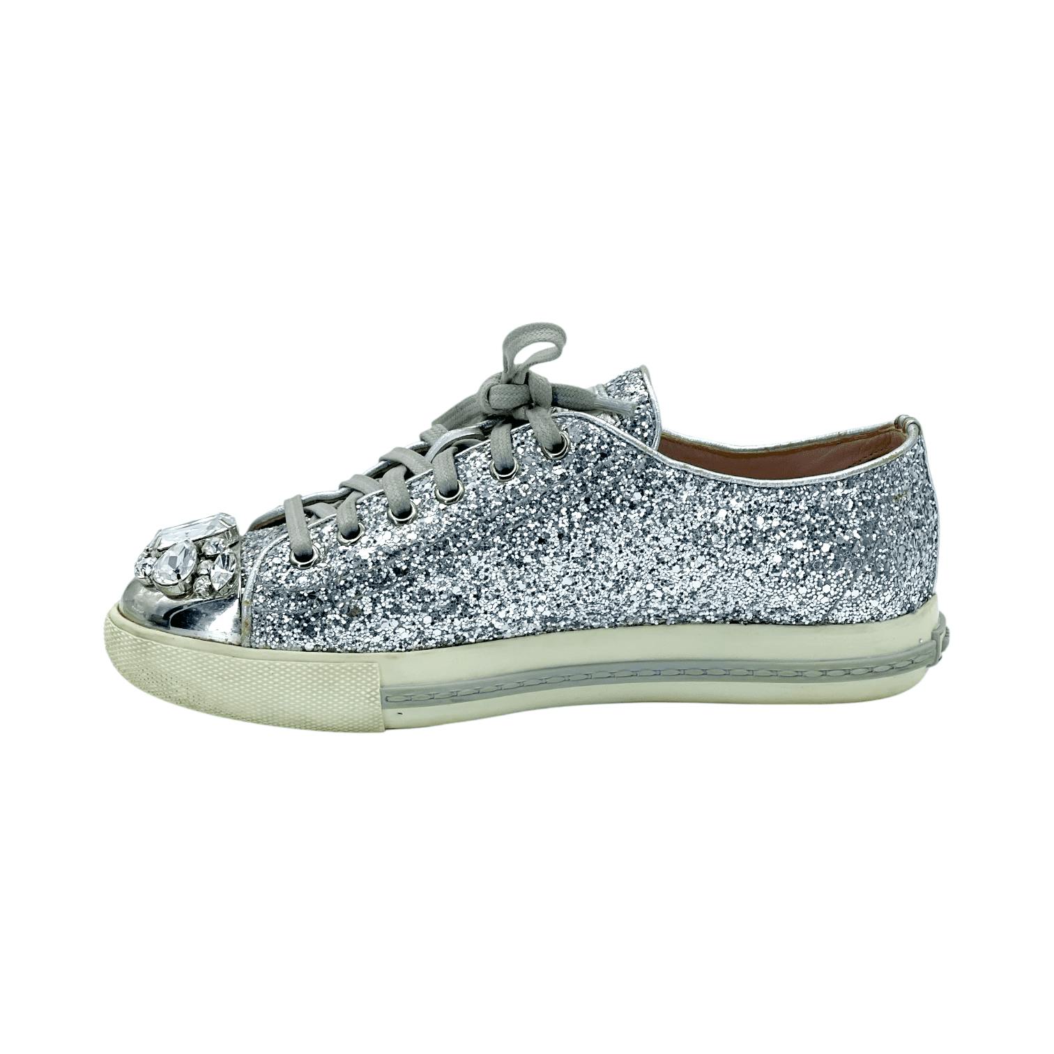 ミミ Miu Miu Silver Glitter Crystal Embellished (Pre‑Owned)