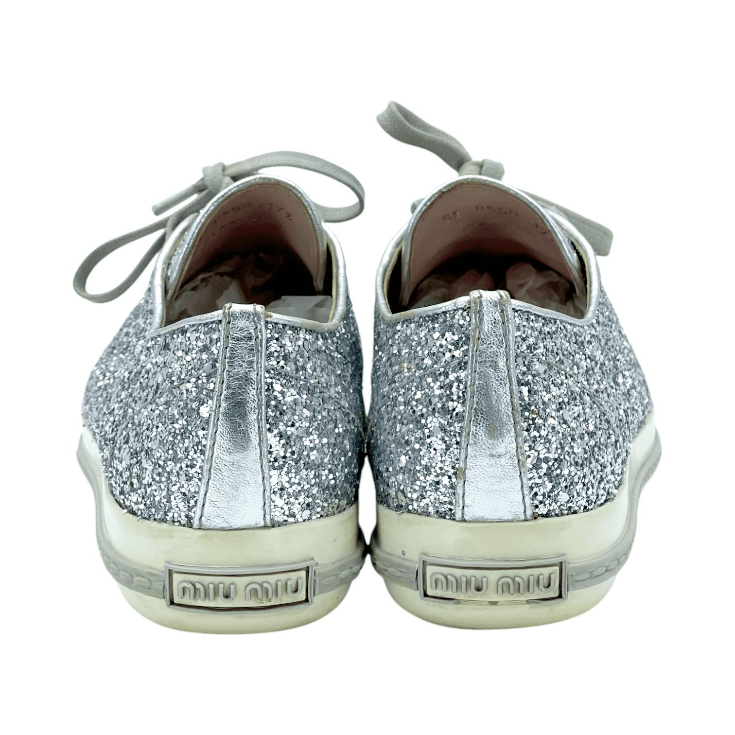 ミミ Miu Miu Silver Glitter Crystal Embellished (Pre‑Owned)
